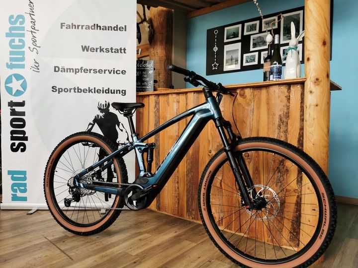 Cube Stereo Hybrid 120 Race